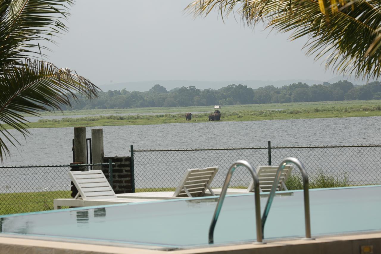 Pharo Lake Polonnaruwa Exterior foto