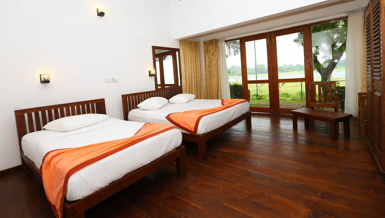 Pharo Lake Polonnaruwa Exterior foto