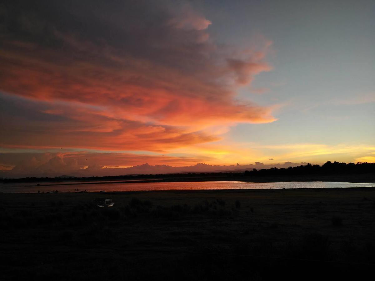 Pharo Lake Polonnaruwa Exterior foto